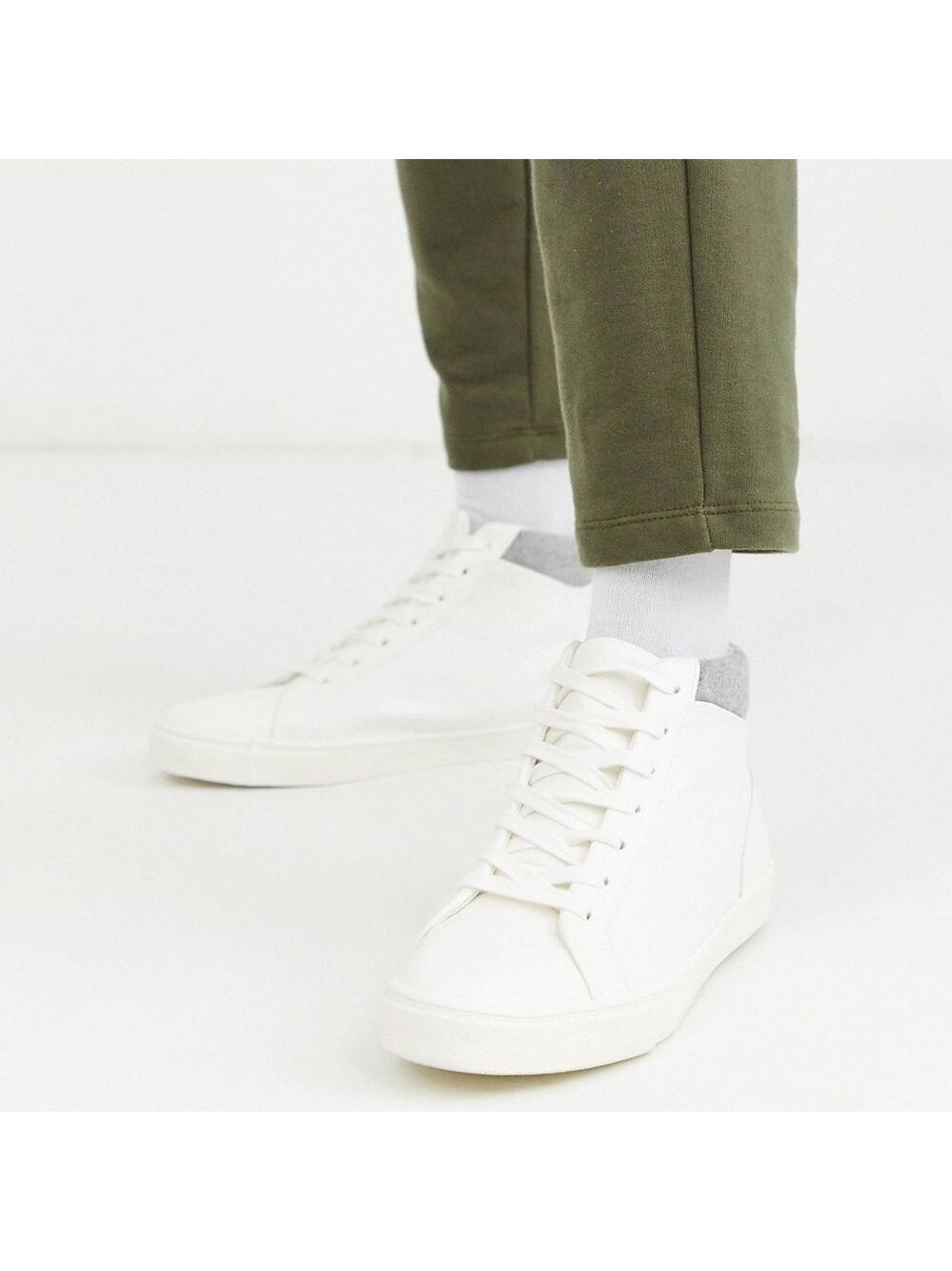 Topman High Top Chukka Sneaker in White